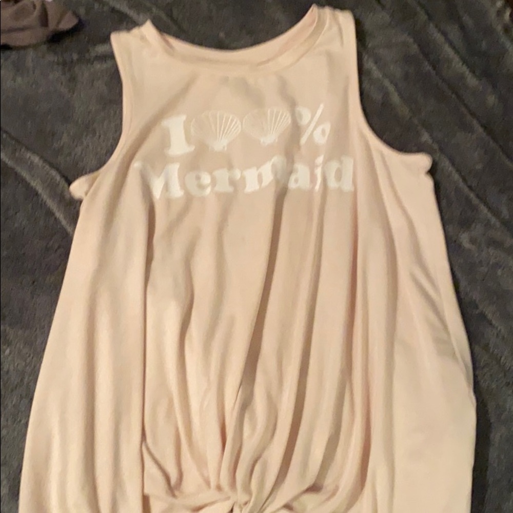 Pink tank top